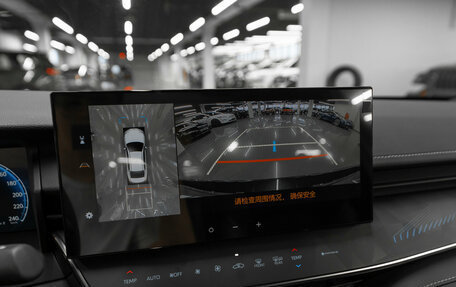 Toyota Camry, 2025 год, 4 200 000 рублей, 16 фотография