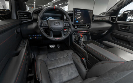 Toyota Sequoia, 2024 год, 14 650 000 рублей, 7 фотография