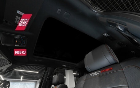 Toyota Sequoia, 2024 год, 14 650 000 рублей, 10 фотография