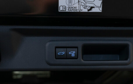 Toyota Sequoia, 2024 год, 14 650 000 рублей, 30 фотография