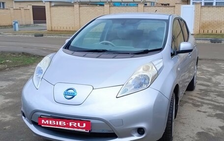 Nissan Leaf I, 2012 год, 590 000 рублей, 3 фотография