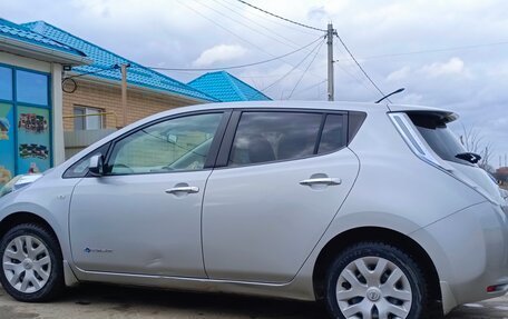 Nissan Leaf I, 2012 год, 590 000 рублей, 21 фотография