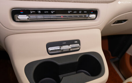 Mercedes-Benz Vito, 2024 год, 9 400 000 рублей, 25 фотография