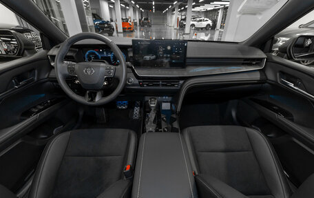 Toyota Camry, 2025 год, 4 300 000 рублей, 8 фотография