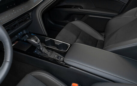 Toyota Camry, 2025 год, 4 300 000 рублей, 21 фотография