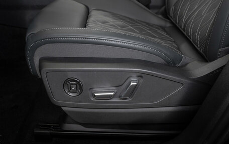 Audi Q5, 2025 год, 7 300 000 рублей, 23 фотография