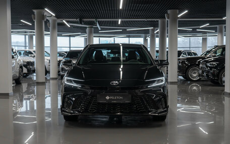 Toyota Camry, 2025 год, 4 200 000 рублей, 3 фотография