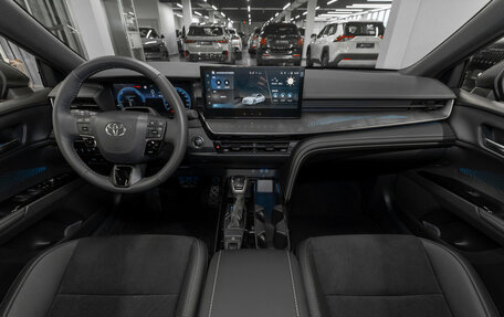 Toyota Camry, 2025 год, 4 200 000 рублей, 8 фотография