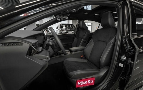 Toyota Camry, 2025 год, 4 200 000 рублей, 9 фотография