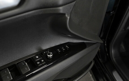 Toyota Camry, 2025 год, 4 200 000 рублей, 24 фотография