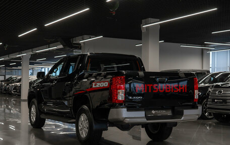 Mitsubishi L200, 2024 год, 4 525 000 рублей, 4 фотография