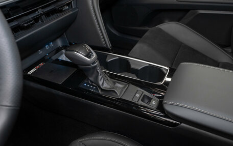 Toyota Camry, 2025 год, 4 250 000 рублей, 16 фотография