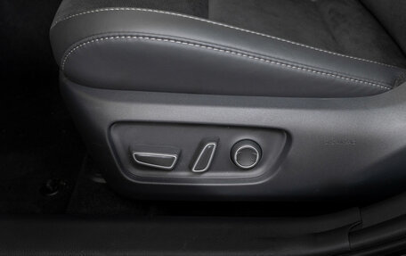 Toyota Camry, 2025 год, 4 250 000 рублей, 24 фотография