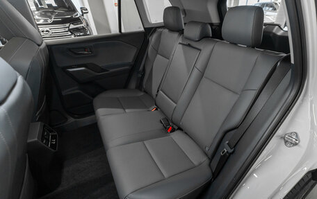 Toyota RAV4, 2025 год, 4 850 000 рублей, 13 фотография