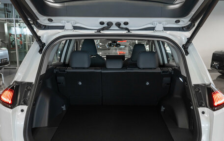 Toyota RAV4, 2025 год, 4 850 000 рублей, 24 фотография