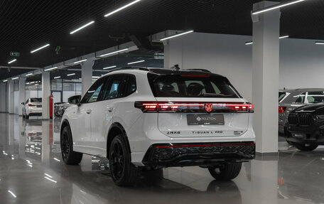 Volkswagen Tiguan, 2025 год, 4 900 000 рублей, 5 фотография