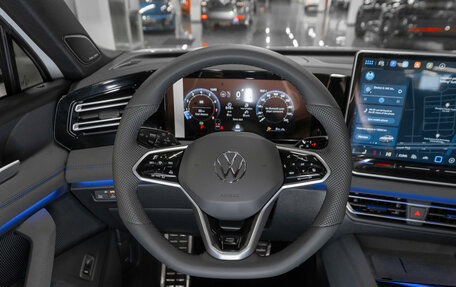 Volkswagen Tiguan, 2025 год, 4 900 000 рублей, 11 фотография