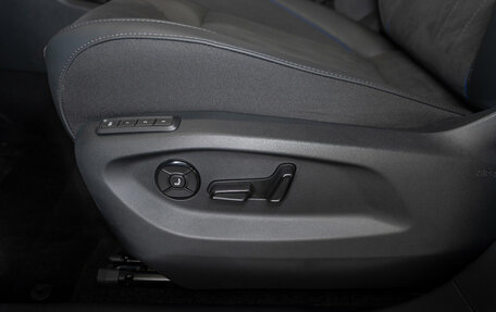 Volkswagen Tiguan, 2025 год, 4 900 000 рублей, 24 фотография