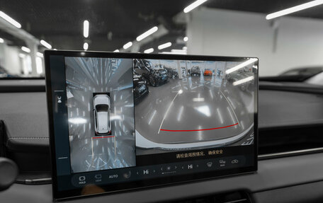 Toyota RAV4, 2025 год, 5 050 000 рублей, 29 фотография