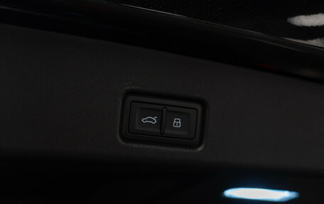 Audi Q5, 2025 год, 7 300 000 рублей, 27 фотография