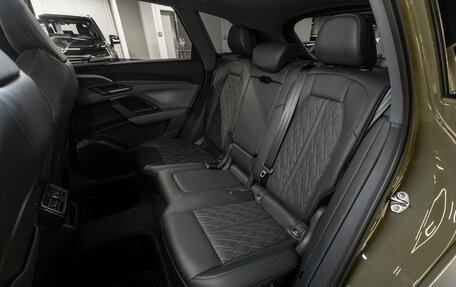 Audi Q5, 2025 год, 7 150 000 рублей, 13 фотография