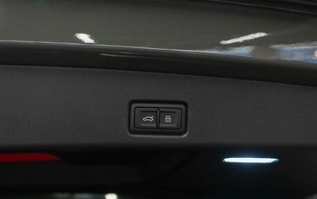 Audi Q5, 2025 год, 7 100 000 рублей, 28 фотография