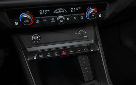 Audi Q3, 2025 год, 4 750 000 рублей, 26 фотография