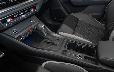 Audi Q3, 2025 год, 5 050 000 рублей, 15 фотография