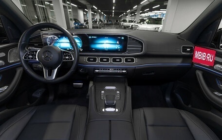 Mercedes-Benz GLS, 2023 год, 13 960 000 рублей, 8 фотография