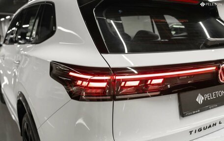 Volkswagen Tiguan, 2025 год, 4 915 000 рублей, 30 фотография