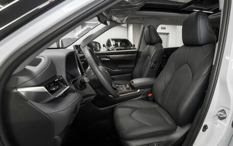 Toyota Highlander, 2025 год, 5 600 000 рублей, 9 фотография