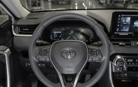 Toyota RAV4, 2025 год, 4 150 000 рублей, 11 фотография