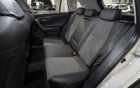 Toyota RAV4, 2025 год, 4 150 000 рублей, 13 фотография