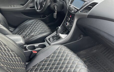 Hyundai Elantra V, 2014 год, 810 000 рублей, 11 фотография