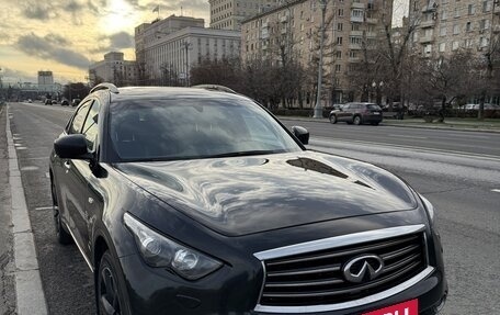 Infiniti QX70, 2015 год, 3 500 000 рублей, 3 фотография