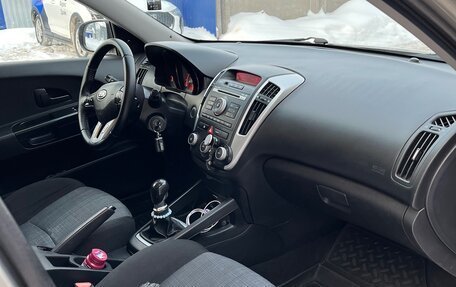 KIA cee'd I рестайлинг, 2010 год, 650 000 рублей, 8 фотография