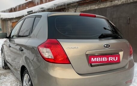 KIA cee'd I рестайлинг, 2010 год, 650 000 рублей, 7 фотография