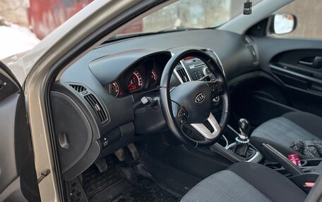 KIA cee'd I рестайлинг, 2010 год, 650 000 рублей, 9 фотография