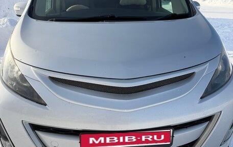 Mazda Biante, 2008 год, 1 150 000 рублей, 2 фотография