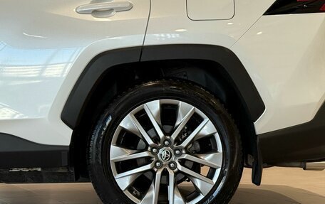 Toyota RAV4, 2021 год, 3 890 000 рублей, 10 фотография