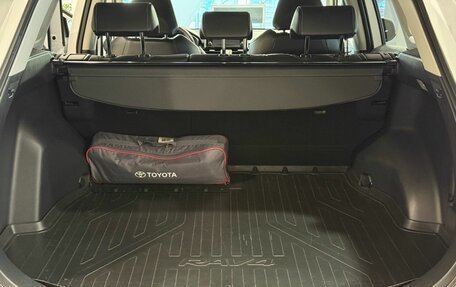 Toyota RAV4, 2021 год, 3 890 000 рублей, 25 фотография