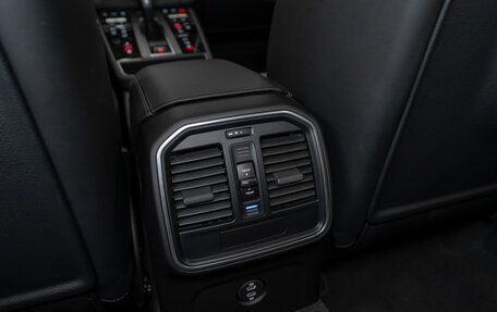 Porsche Macan I рестайлинг, 2024 год, 10 980 000 рублей, 15 фотография