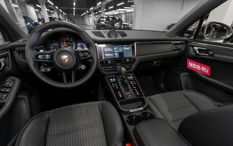 Porsche Macan I рестайлинг, 2024 год, 10 980 000 рублей, 7 фотография