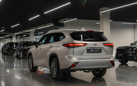 Toyota Highlander, 2025 год, 5 850 000 рублей, 5 фотография