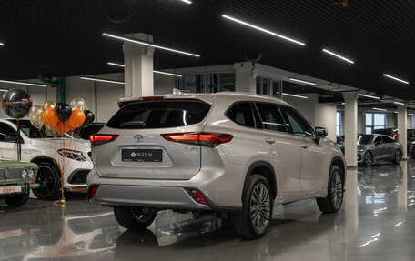 Toyota Highlander, 2025 год, 5 850 000 рублей, 4 фотография