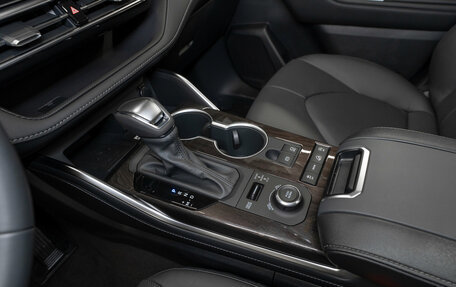 Toyota Highlander, 2025 год, 5 850 000 рублей, 17 фотография
