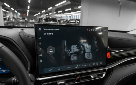 Toyota Highlander, 2025 год, 5 850 000 рублей, 21 фотография