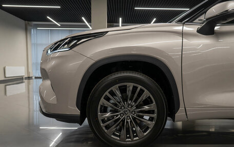 Toyota Highlander, 2025 год, 5 850 000 рублей, 27 фотография