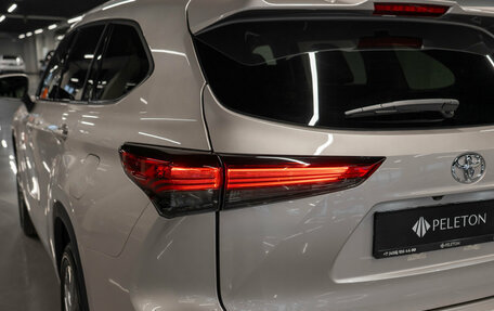 Toyota Highlander, 2025 год, 5 850 000 рублей, 29 фотография