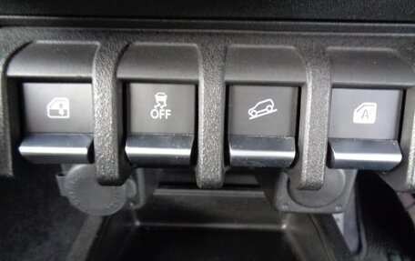 Suzuki Jimny, 2021 год, 1 350 000 рублей, 16 фотография